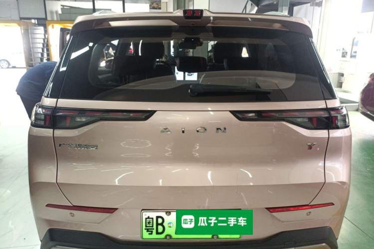 Used AION Y 2022 70 Tech Edition Lithium Iron Phosphate
