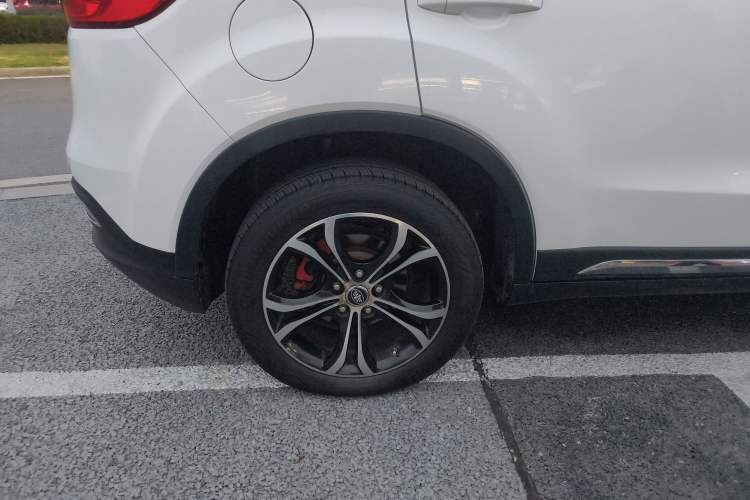 Used FAW Senya R7 2016 1.6L Automatic Prestige Edition
