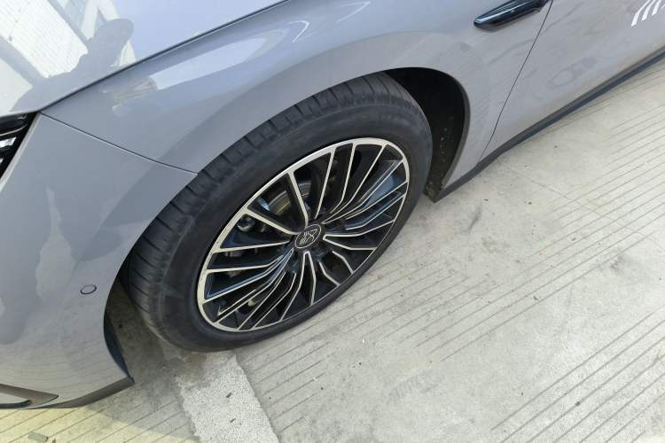 Used BYD Han 2025 DM-i 125KM LiDAR-Powered Intelligent Driving Model
