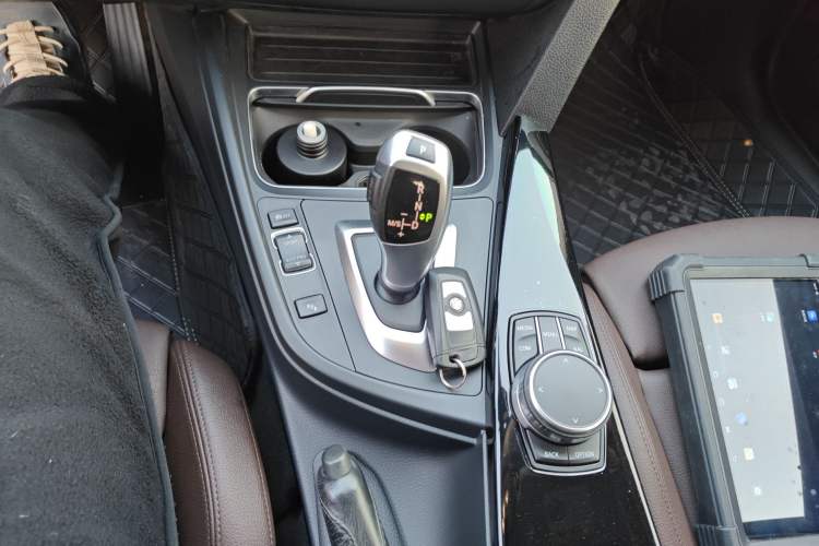 Used BMW 3 Series 2019 320Li Fashion Model
