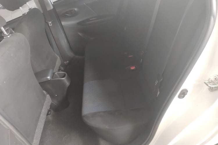 Used Toyota YARiS L 2020 1.5L CVT Leading Edition
