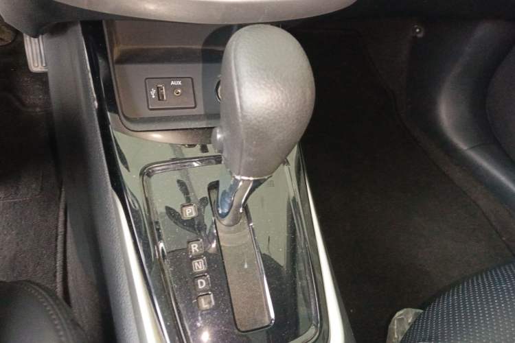 Used Nissan Tiida 2021 1.6L CVT Cool Edition
