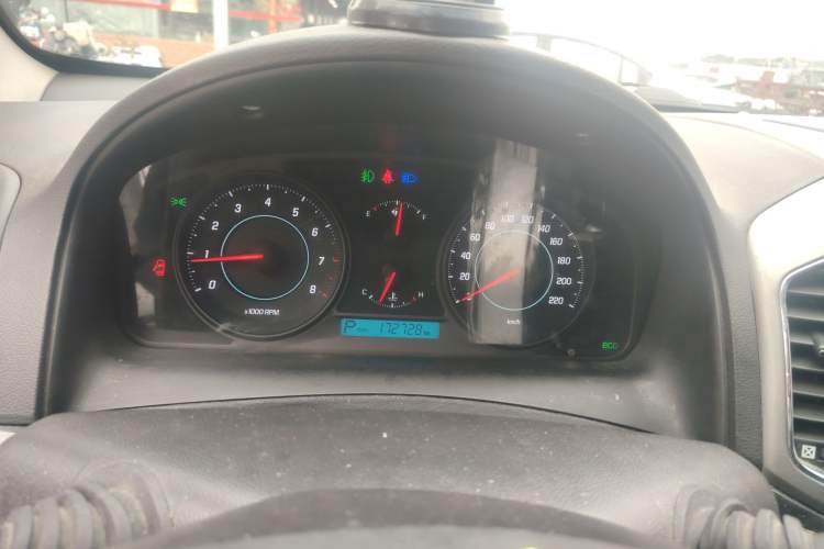 Used Chevrolet Captiva 2014 2.4L 4x4 Flagship Edition 7 Seats
