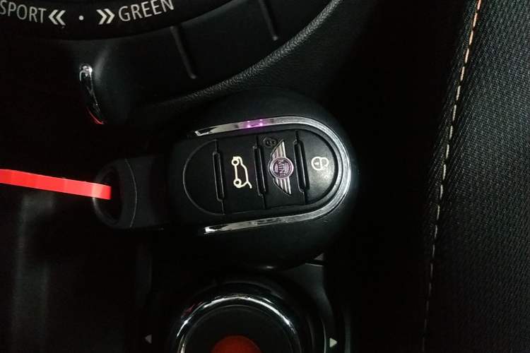 Used  MINI 2014 1.5T COOPER Fun
