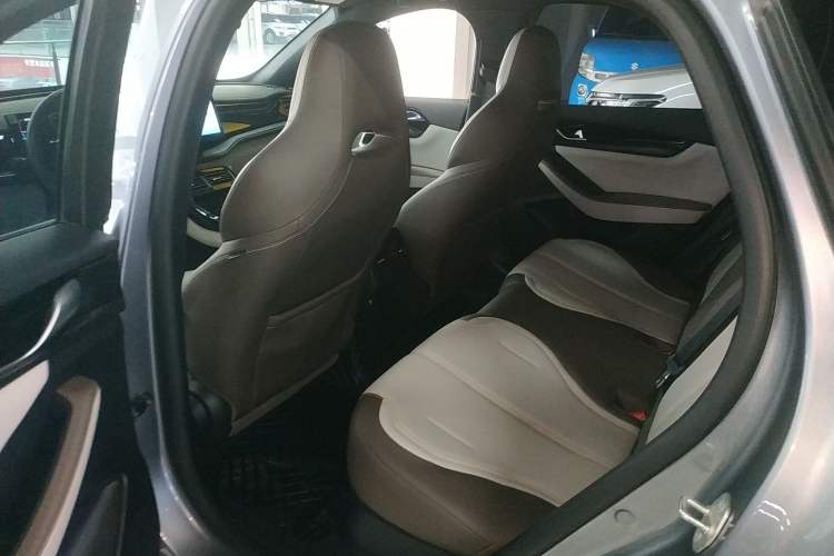 Used BYD Qin PLUS 2024 HONOR Edition DM-i 55KM Leading Model
