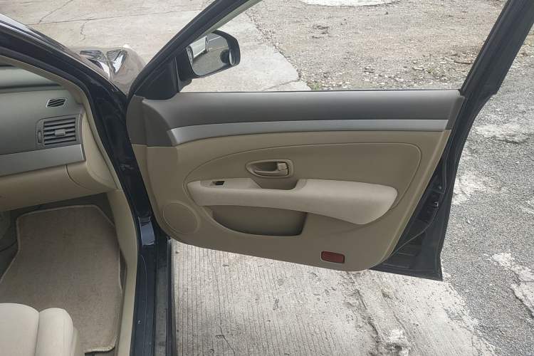 Used Nissan Sylphy 2012 Classic 1.6XE Automatic Comfort Edition
