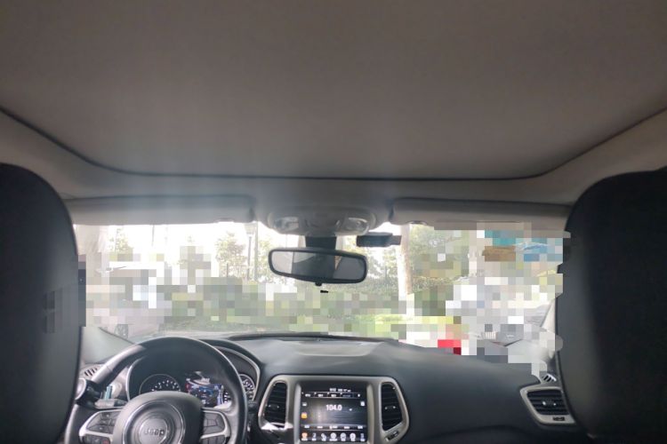 Used  Compass 2017 200T Automatic Family Edition
