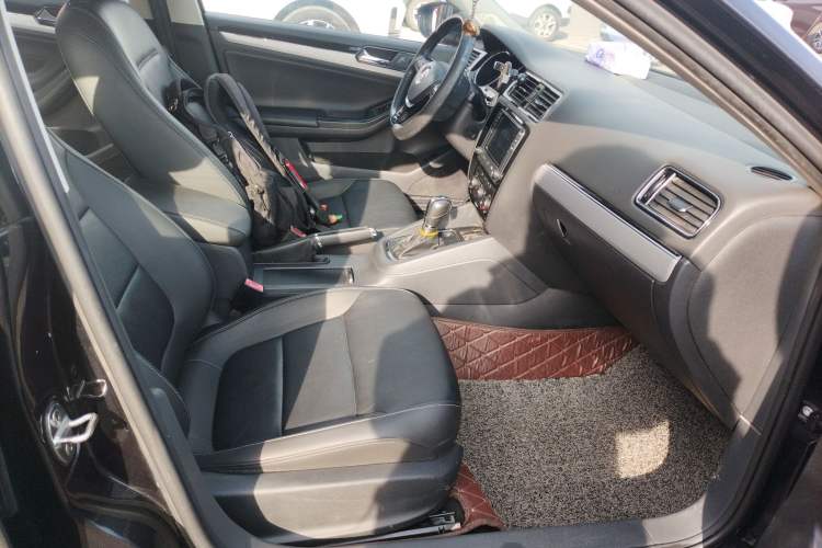 Used Volkswagen Sagitar 2018 1.6L Automatic Comfort Model
