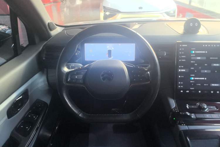 Used Nio ES8 2020 415 km Range 6-Seater Version
