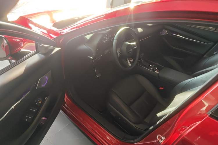 Used Mazda Mazda 3 Axela 2023 2.0L Automatic ZhiZhen Edition