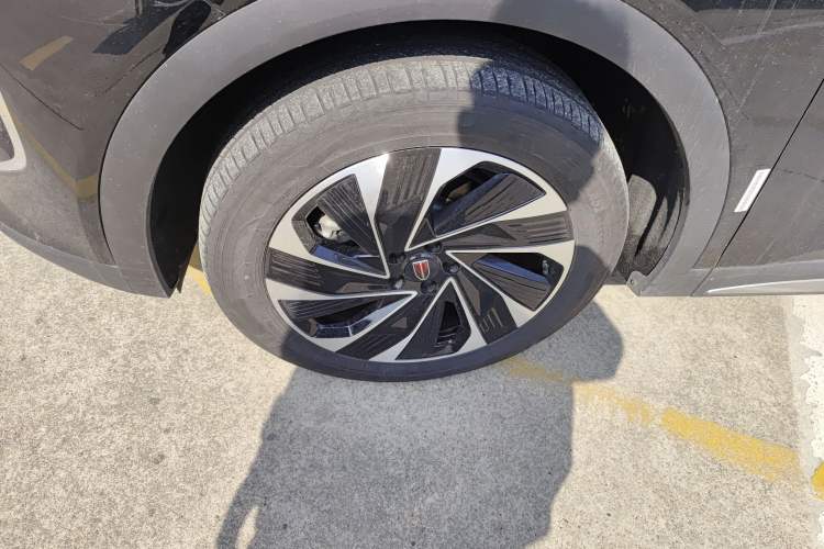 Used Hongqi HS7 PHEV 2024 2.0T PHEV Four-Wheel Drive Flagship Edition 6 Seats
