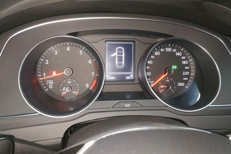 Used Volkswagen Magotan 2017 280TSI DSG Comfort Model
