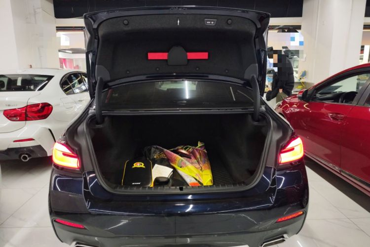 Used BMW 5 Series 2022 530Li Leading Model M Sport Package
