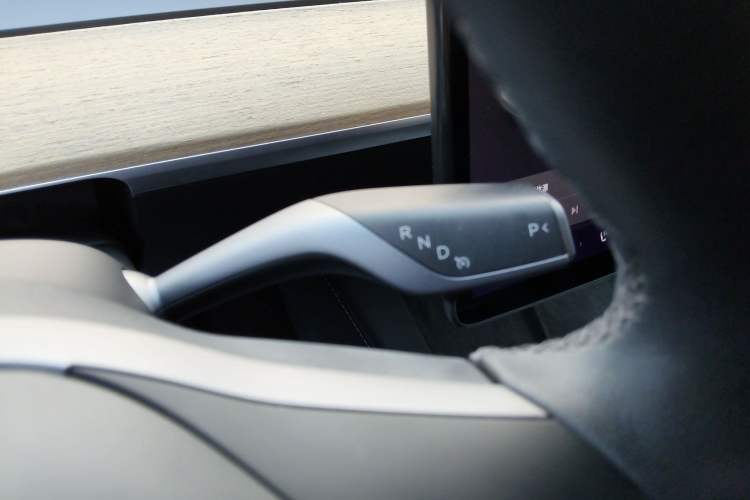 Used Tesla Model Y 2021 Long-Range All-Wheel-Drive Version 3D7