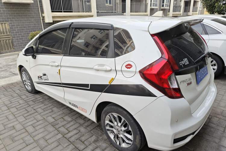 Used Honda Fit 2018 1.5L CVT Comfort Sunroof Version
