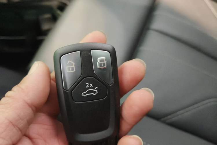 Used Audi Q5L 2024 40 TFSI Fashion Dynamic Model