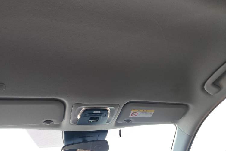 Used Toyota Corolla Cross 2024 2.0L Smart Electric Hybrid Dual-Engine Pioneer Edition