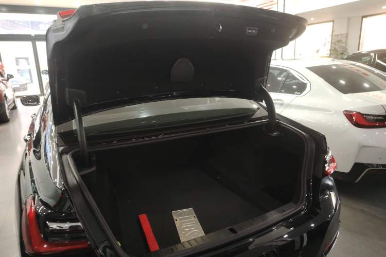 Used BMW 7 Series 2019 Updated 730Li Luxury Package
