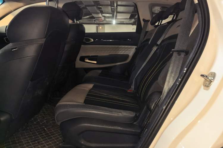 Used Baojun RM-5 2019 1.5T CVT 24-Hour Online Luxury Version 7 Seats
