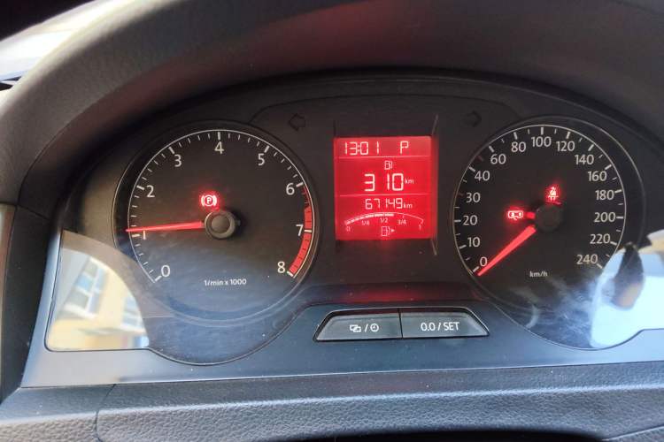 Used Volkswagen Santana 2015 1.6L Automatic Comfort Edition