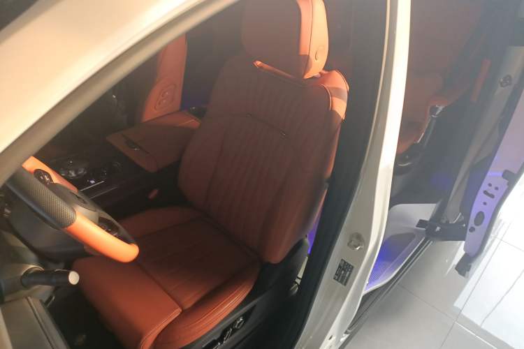 Used GAC Trumpchi M8 2025 Zongshi Series Super Hybrid Edition