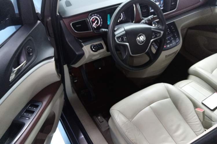 Used Buick GL8 2017 25S Luxury Version China V Standard