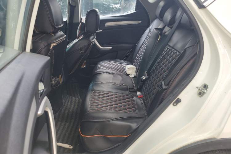 Used  Refine S3 2016 1.5L Manual Luxury Smart Version
