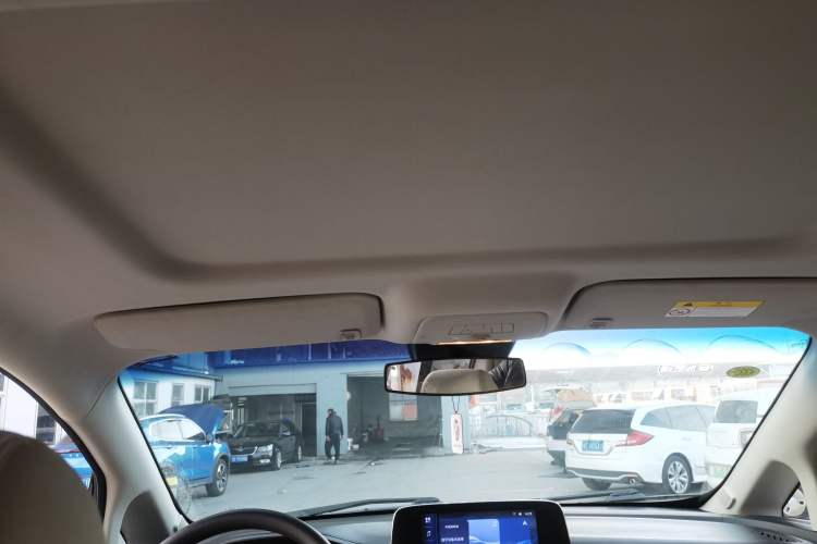 Used Buick GL8 2022 Land Cruiser Executive Class 652T Comfort Model
