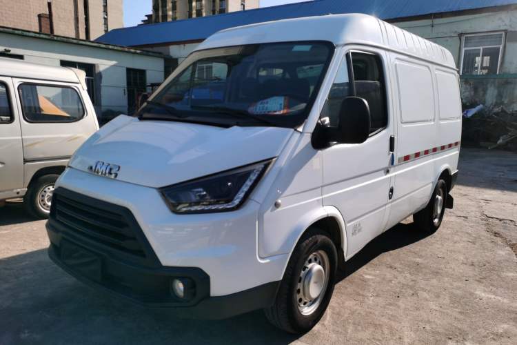 Used JMC Transit 2019 2.8T Commercial Version Short Wheelbase Mid-Roof 3-Seater China VI Standard JX493