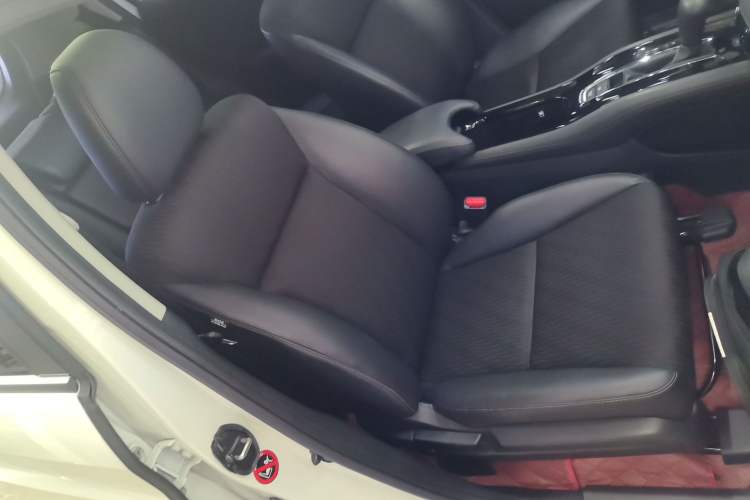 Used Honda Vezel 2020 1.5L CVT Pioneer Edition
