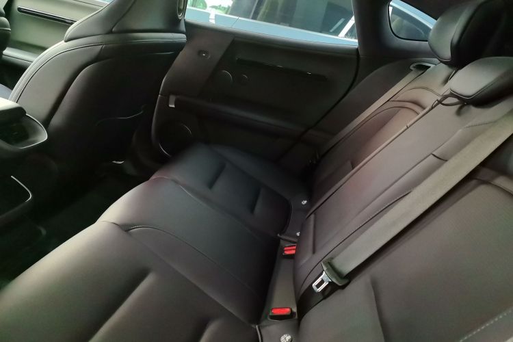 Used  06 2025 Max All-Electric Version
