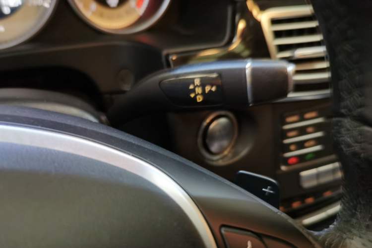 Used Mercedes-Benz E-Class 2015 Facelift E 200 L Sport Edition
