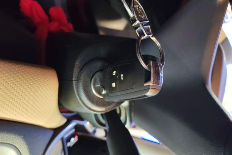 Used Chevrolet Monza 2022 320 Automatic Enjoyment Sunroof Version
