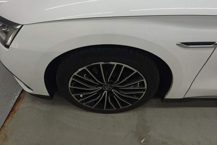 Used BYD Han 2022 DM-i 121KM Prestige Model
