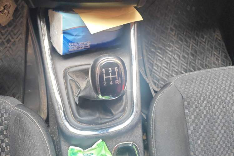 Used Jinbei Gold Hiace 2021 1.5L Passenger Vehicle Engineering Lion 6 Seats
