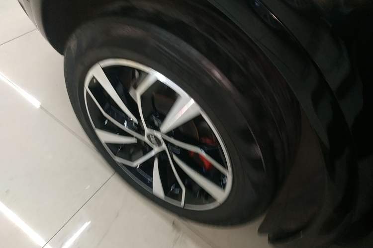 Used Audi Q5L 2022 40T Luxury Dynamic Model
