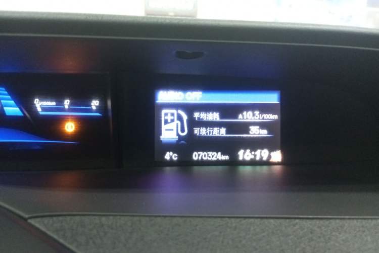 Used Honda Civic 2016 1.8L Automatic Comfort Version
