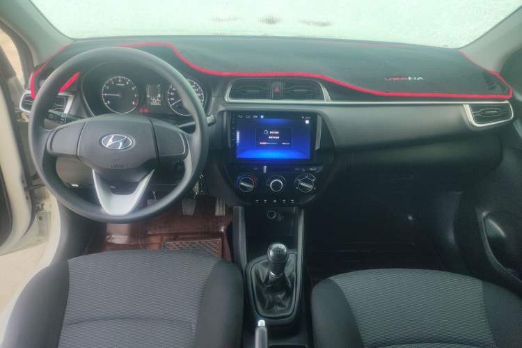 Used Hyundai Verna 2017 1.4L Manual Refreshed Version China V Standard
