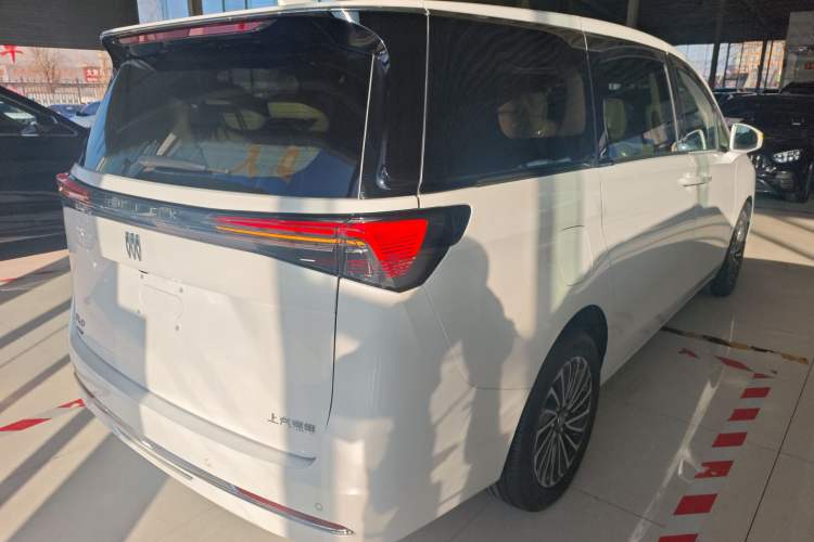 Used Buick GL8 New Energy 2025 Lushang First-Drive Edition 7-Seater
