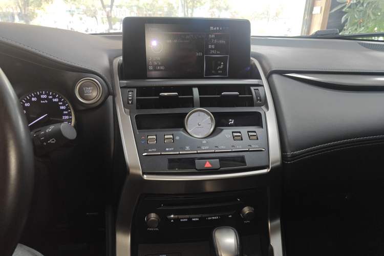 Used Lexus NX 2020 200 Front-Wheel Drive Freeline Edition China VI Standard
