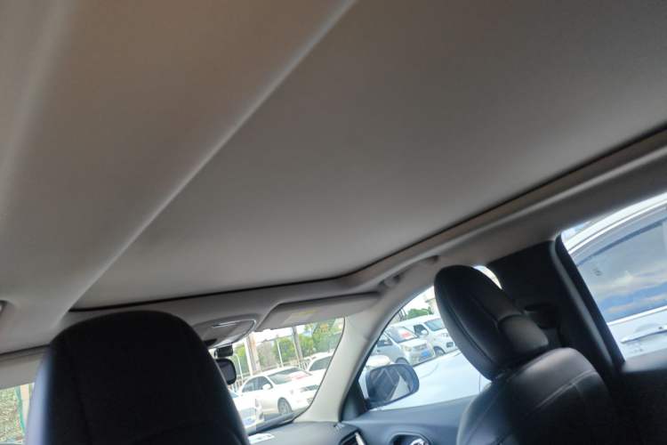 Used  Cherokee 2016 2.4L Leading Edition
