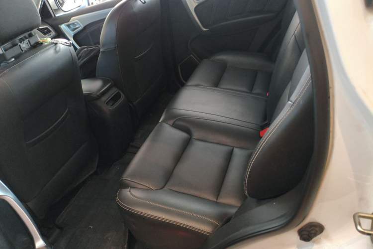 Used Geely Auto Vision X6 2016 1.8L Manual Luxury Edition
