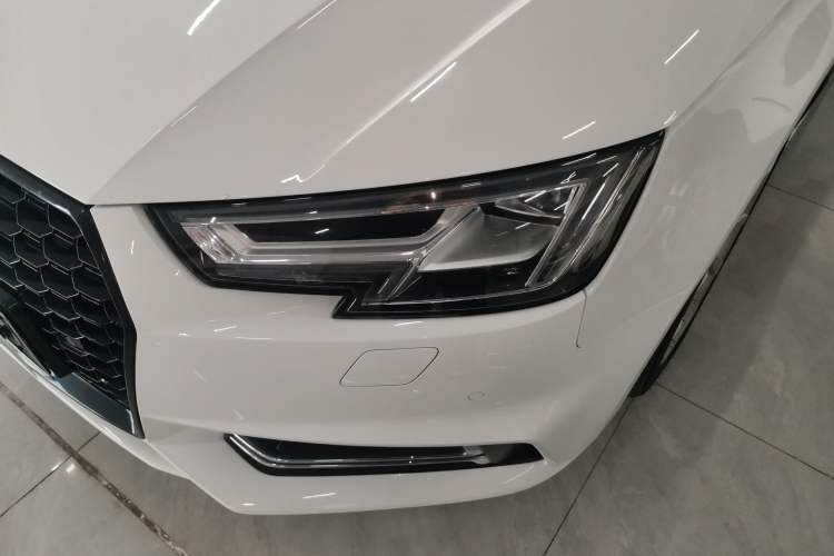 Used Audi A4L 2018 30th Anniversary Edition 45 TFSI quattro Individual Sport Edition
