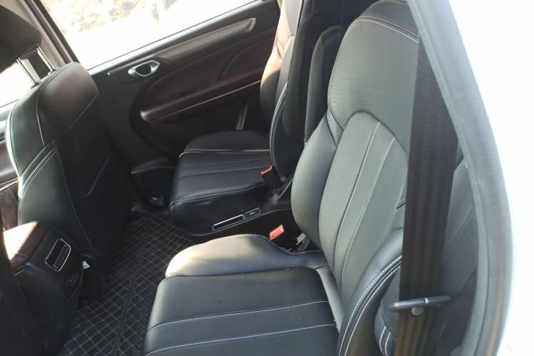 Used GAC Trumpchi M6 2023 PRO 270T DCT Luxury Edition
