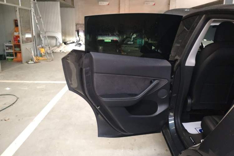 Used Tesla Model Y 2021 Long-Range All-Wheel-Drive Version 3D7
