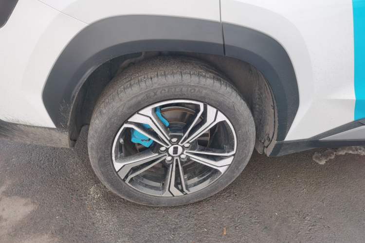 Used  L7 2024 1.5T 115 km PLUS Dragon Edition