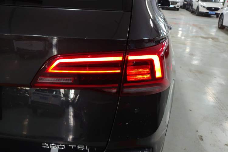 Used Volkswagen Tharu 2022 280TSI Two-Wheel-Drive Luxury Edition