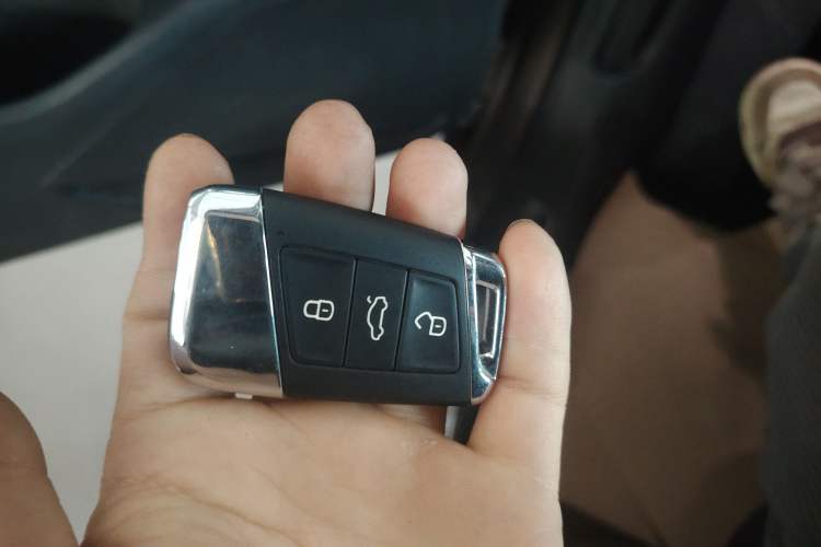 Used Volkswagen Magotan 2018 330TSI DSG Luxury Model