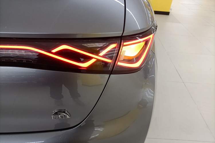 Used BYD Dolphin 2021 405 km Fashion Edition
