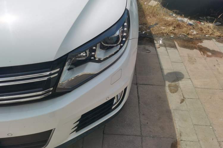 Used Volkswagen Tiguan 2013 2.0 TSI Automatic All-Wheel-Drive Flagship Edition
